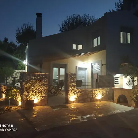 La Luna Maisonette Casa de Férias Nydri (Lefkada)